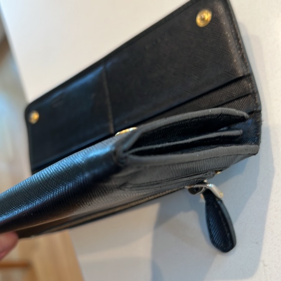 Prada Saffiano wallet - Black - Picture 10 of 16